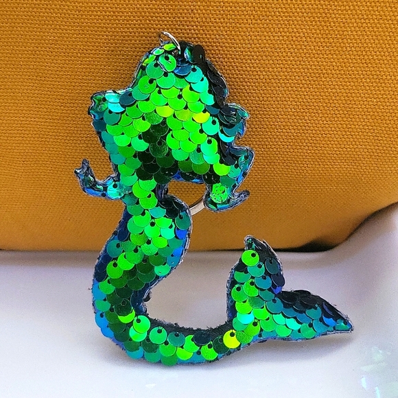 Mermaid Sequin Keyring - Picture 3 of 7
